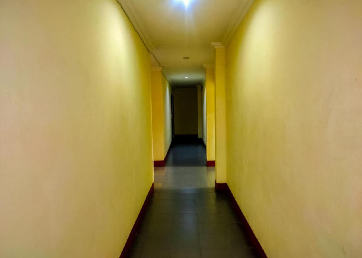 Oyo 3372 Hotel Pelita Terang Nagoya Exterior photo
