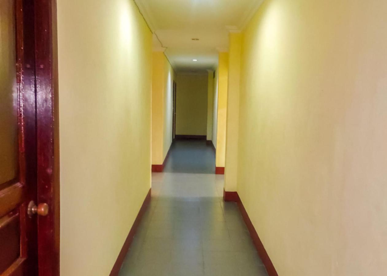 Oyo 3372 Hotel Pelita Terang Nagoya Exterior photo